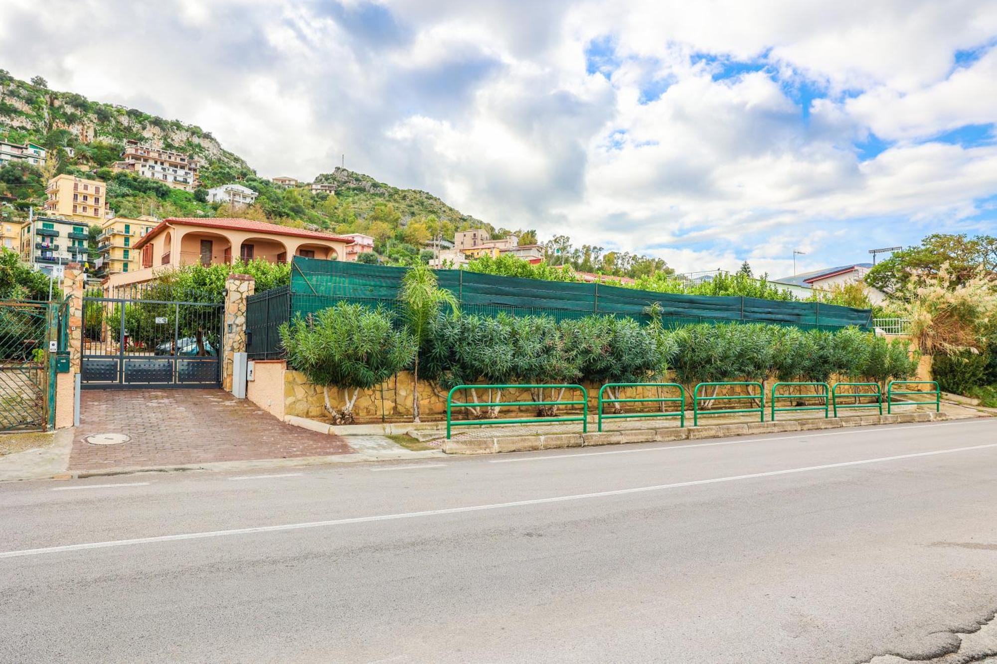 B&B Giardino Dei Cedri Trabia Kültér fotó